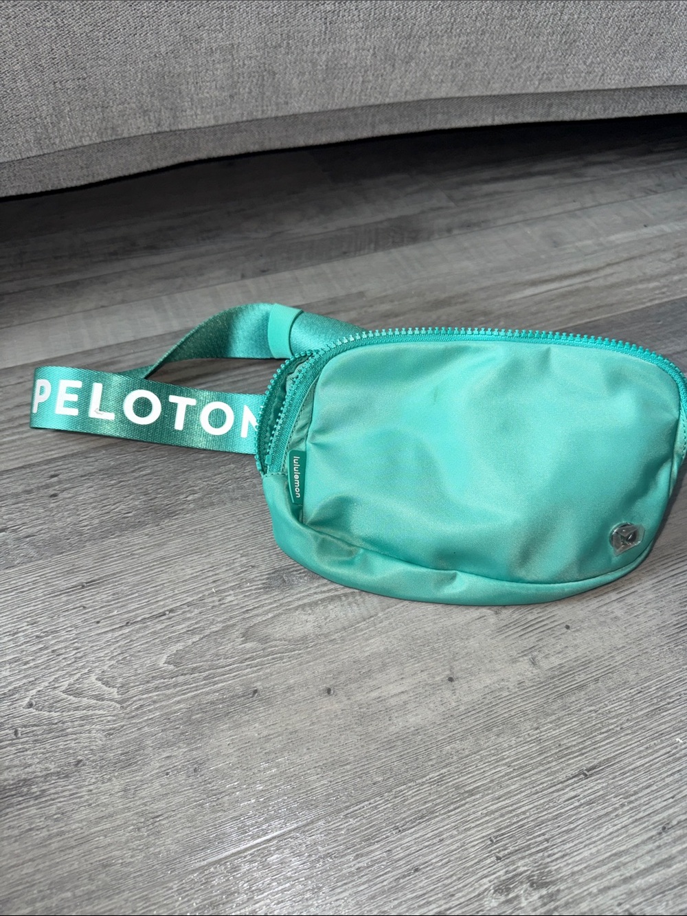 Peloton x Lululemon Collab! Tiffany green Aqua Green every day belt bag
